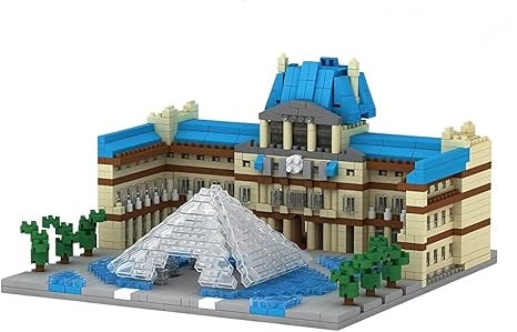 Louvre building set 1392 pcs