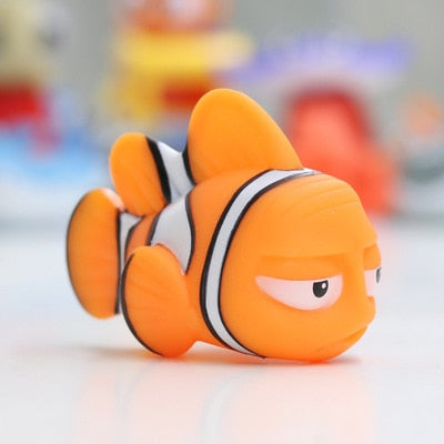 Float, Spray, and Squeeze Finding Fish Bath Toys